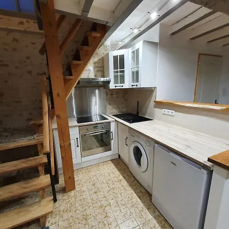 De Marcoux, Authentic And Warme House Saint-Léon