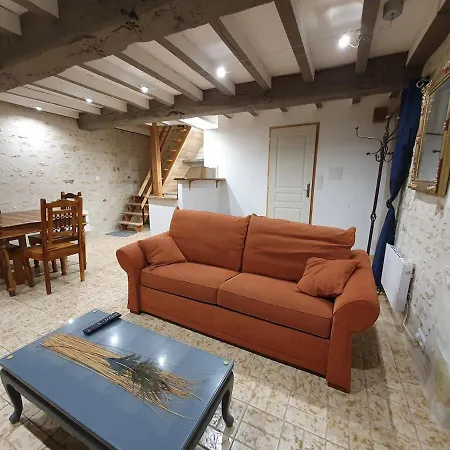 De Marcoux, Authentic And Warme House *