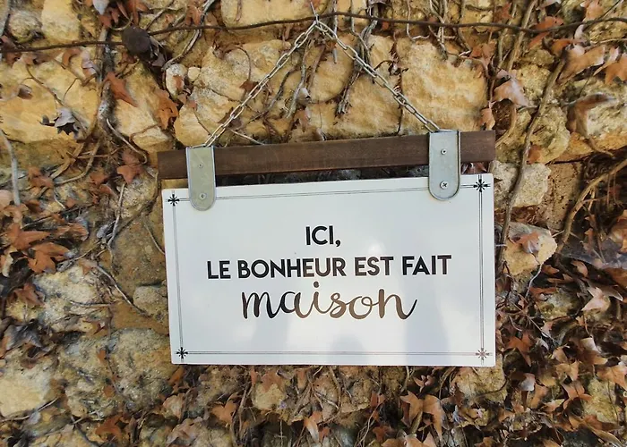 De Marcoux, Authentic And Warme House * Saint-Léon